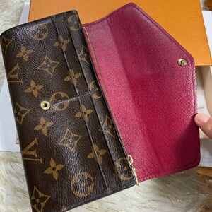 Louis Vuitton Sarah monogram Hot pink Int, wallet with Box Microchip